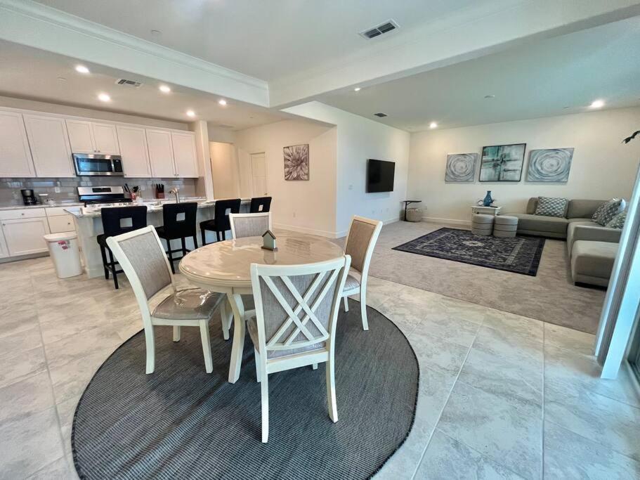 Brand-New, Beautiful & Stylish Home In Sacramento! المظهر الخارجي الصورة